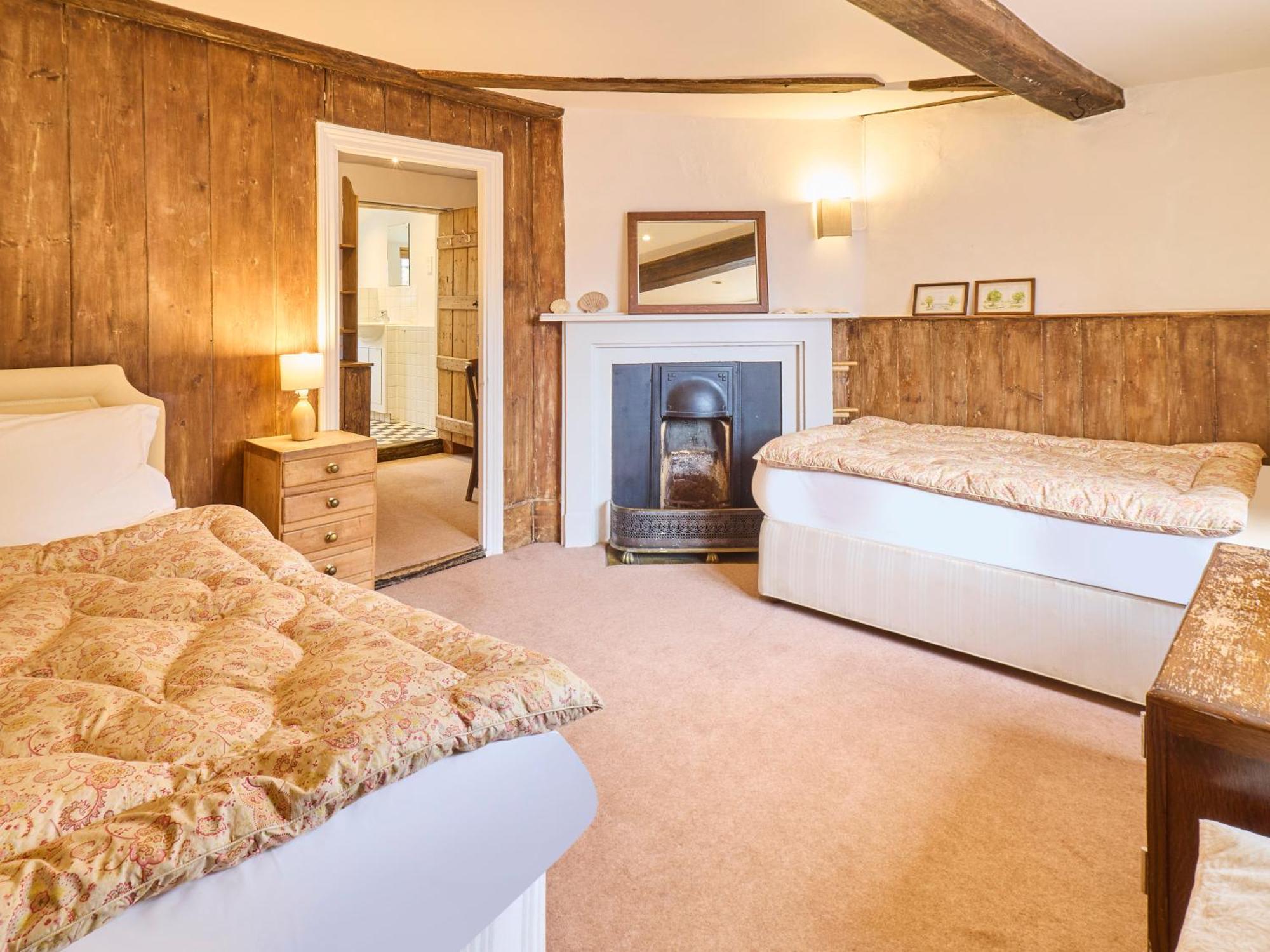 Host & Stay - The Bell House Wickhambreaux 外观 照片